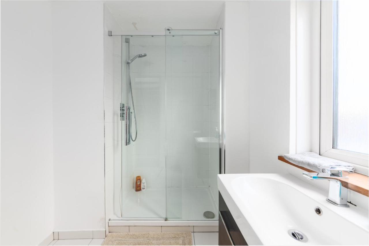 White City Apartment ลอนดอน ภายนอก รูปภาพ